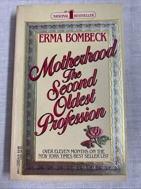 🌞 Erma Bombeck Paperback — Cream & Red Cover